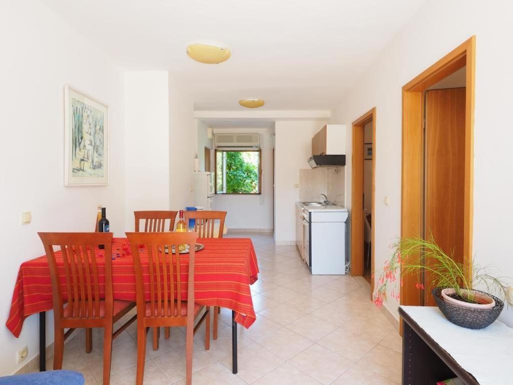Apartments & Room Eva Слано Екстер'єр фото